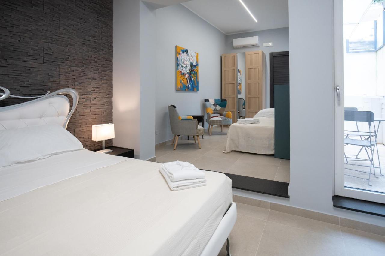 Iitana Luxury Apartment - Fronte Mare Con Vasca Idromassaggio คาตาเนีย ภายนอก รูปภาพ