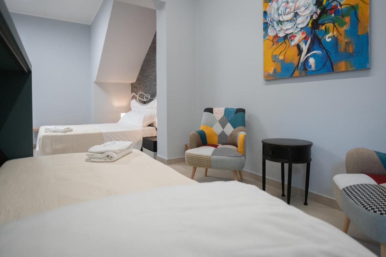 Iitana Luxury Apartment - Fronte Mare Con Vasca Idromassaggio คาตาเนีย ภายนอก รูปภาพ