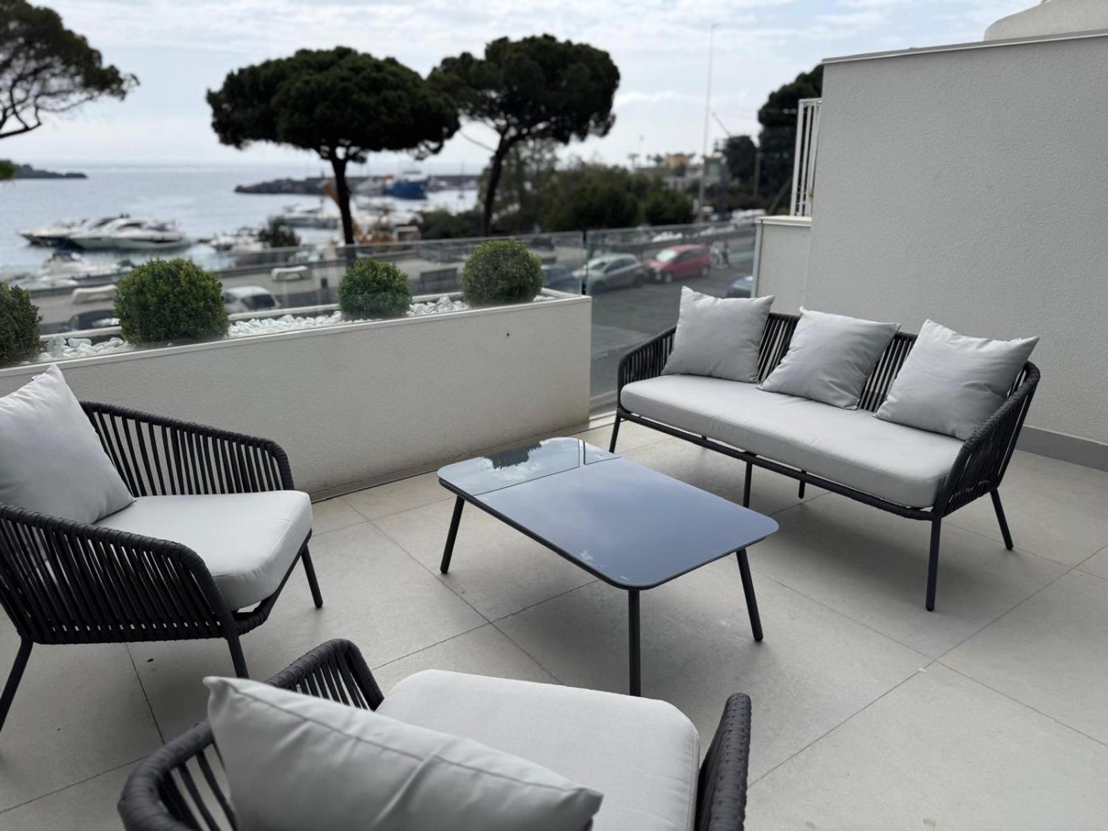 Iitana Luxury Apartment - Fronte Mare Con Vasca Idromassaggio คาตาเนีย ภายนอก รูปภาพ